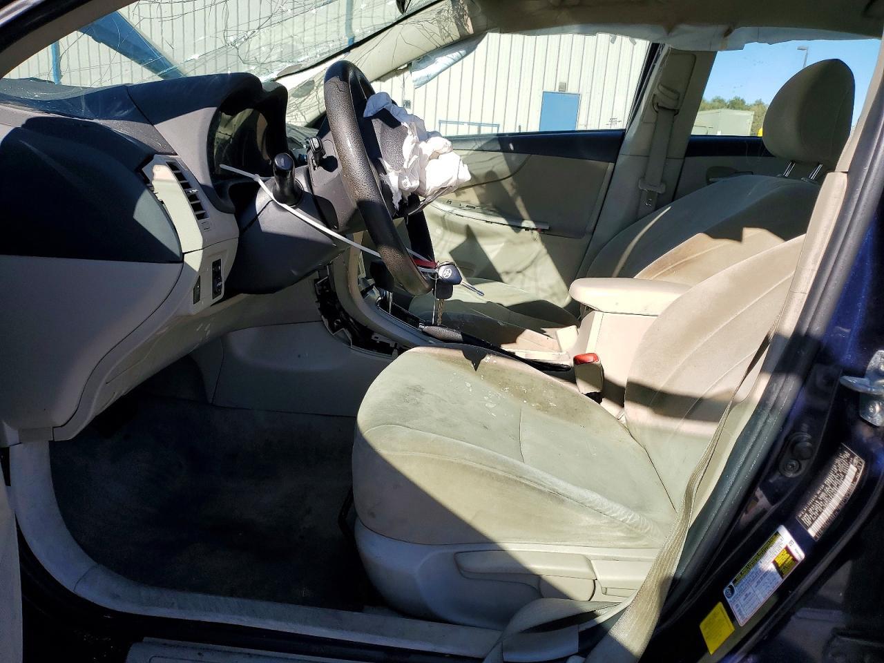 2011 TOYOTA COROLLA