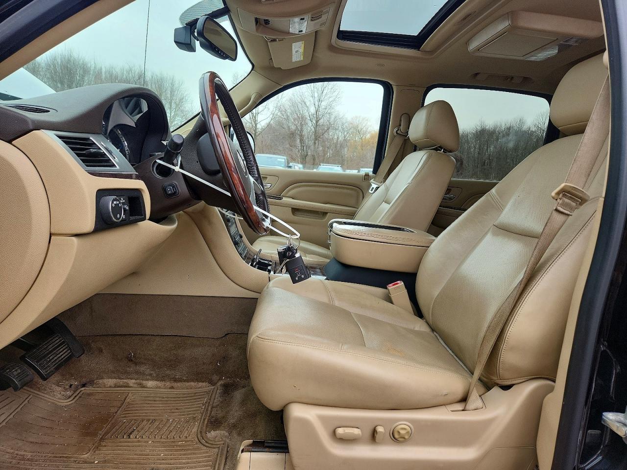 2013 CADILLAC Escalade EXT