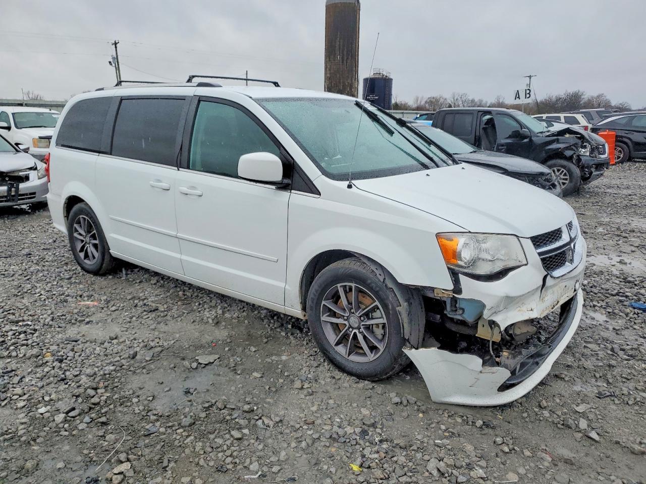 2017 DODGE GRAND CARAVAN