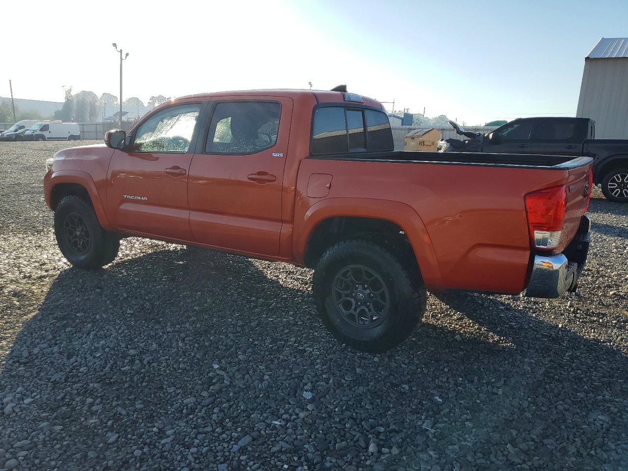 2017 TOYOTA TACOMA