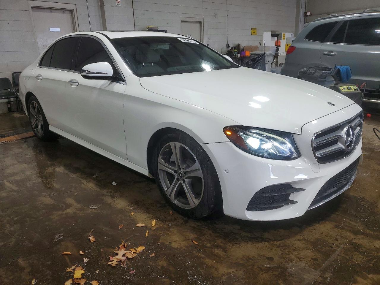 2018 MERCEDES-BENZ E-Class