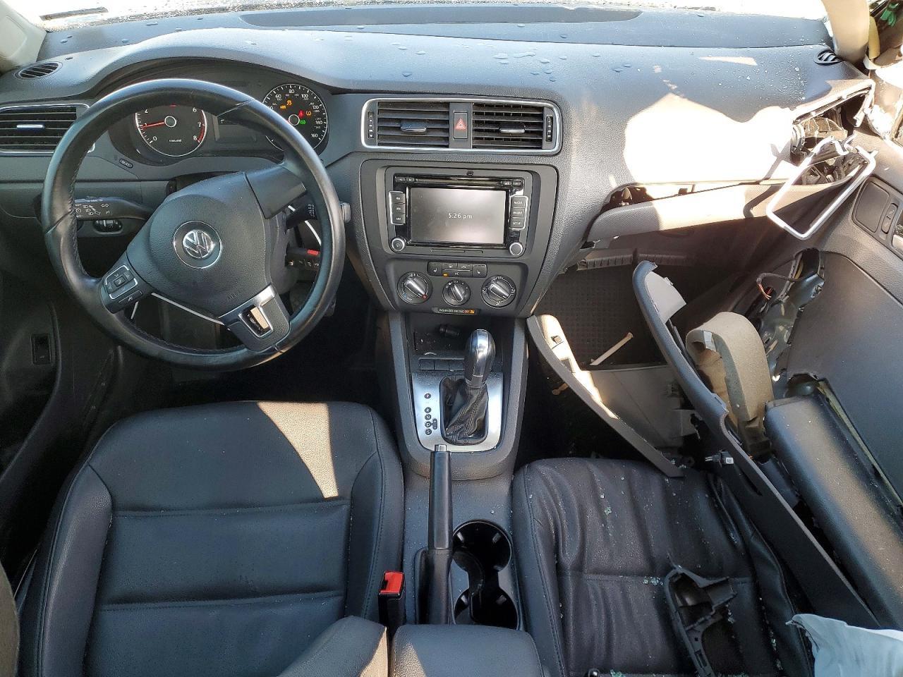 2012 VOLKSWAGEN JETTA