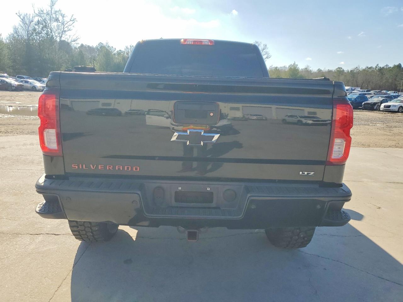 2018 CHEVROLET Silverado