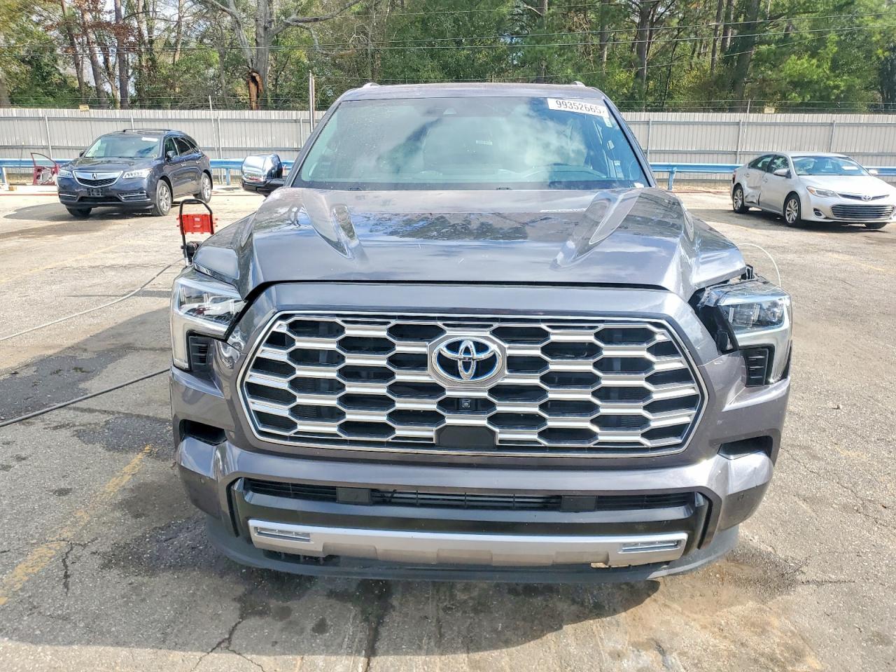 2023 TOYOTA Sequoia