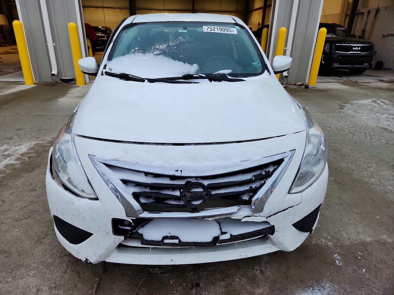 2018 NISSAN VERSA