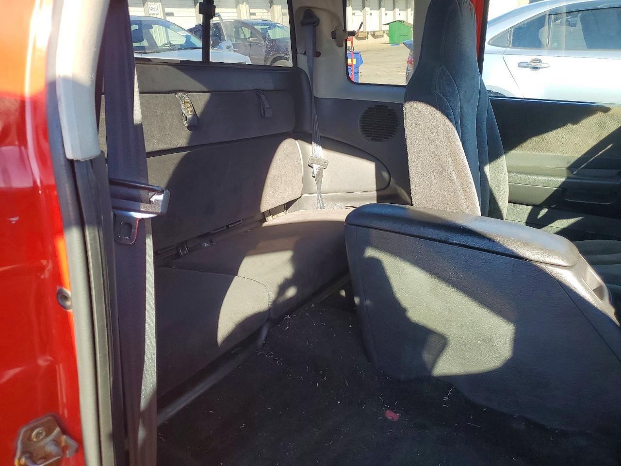 2004 DODGE Dakota