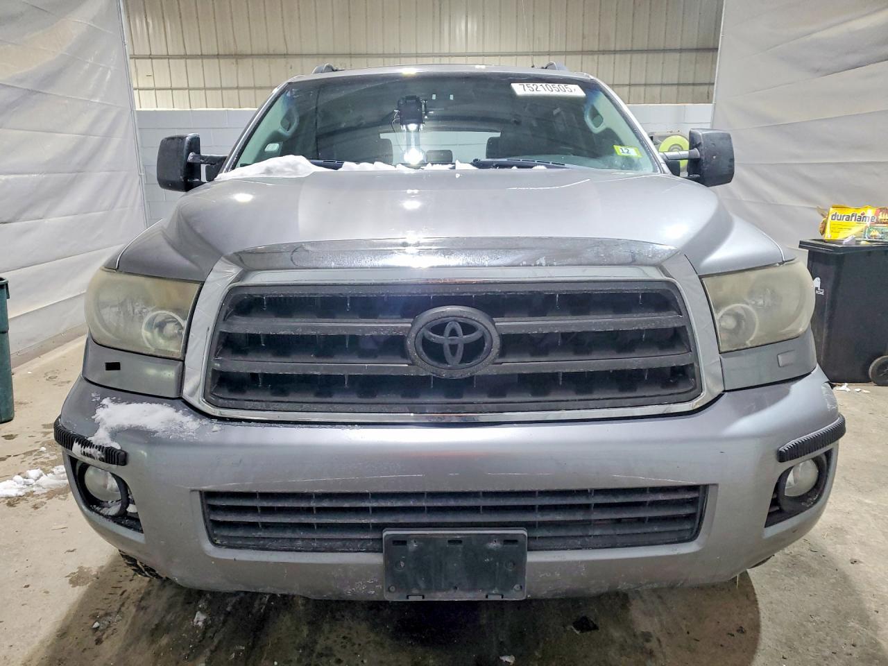 2008 TOYOTA Sequoia
