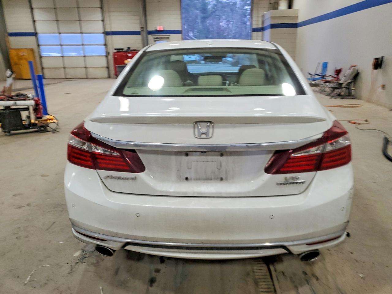 2017 HONDA ACCORD