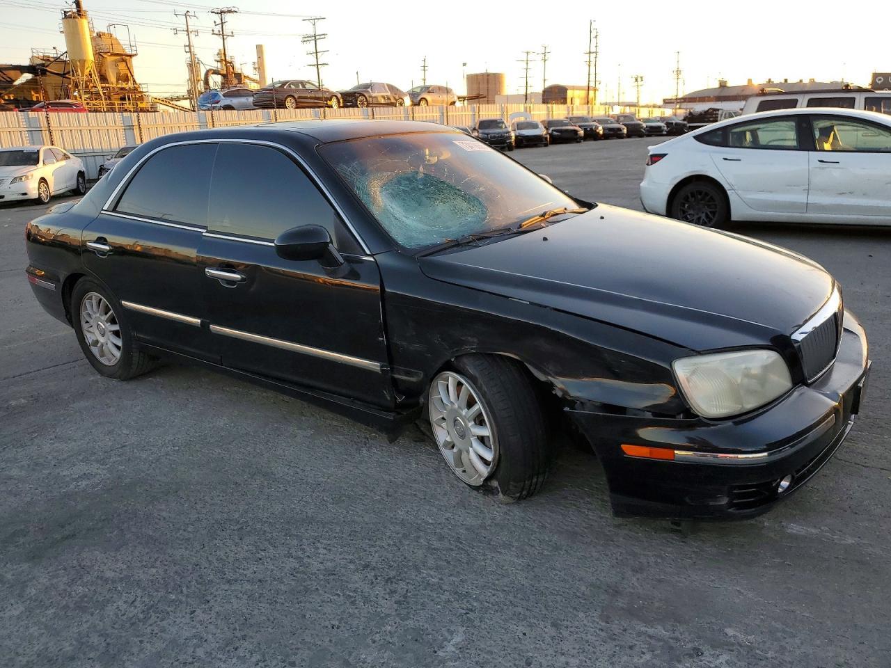 2004 HYUNDAI Xg