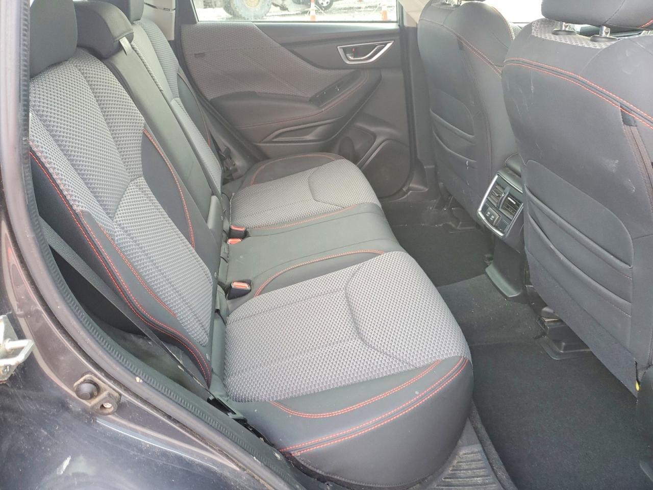 2021 SUBARU FORESTER