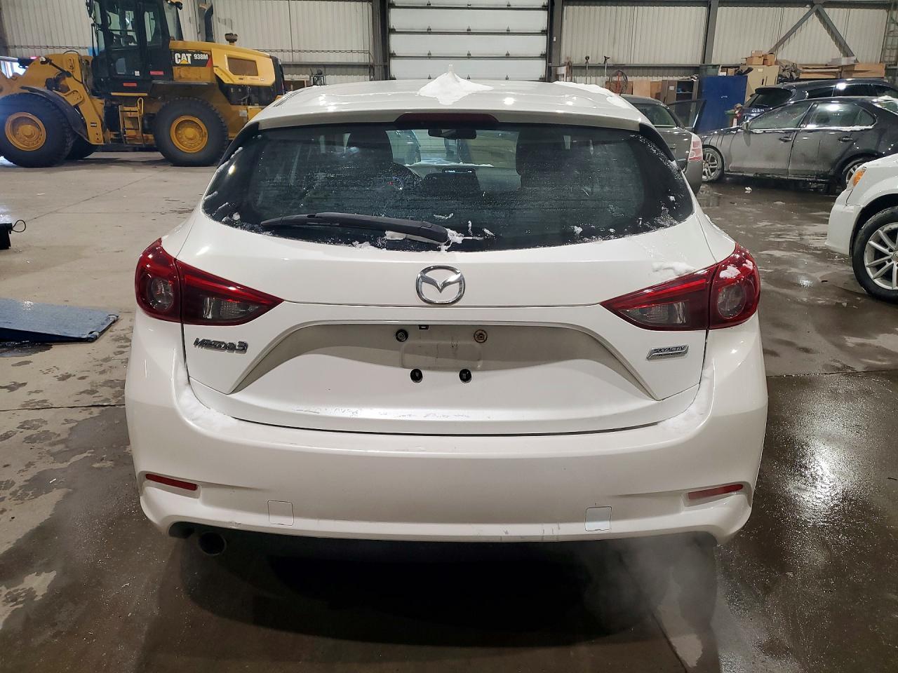2017 MAZDA 3