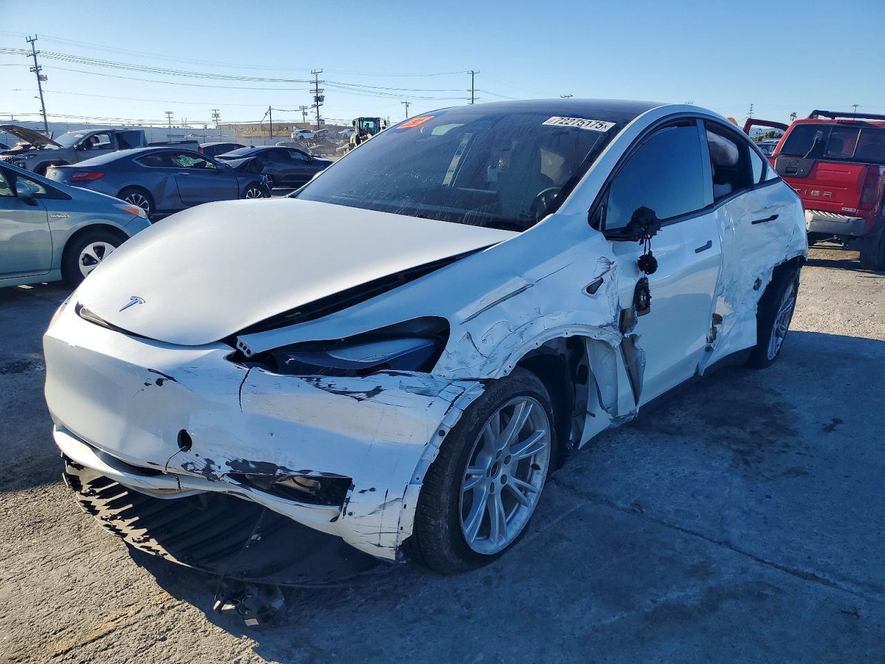 2023 TESLA MODEL Y
