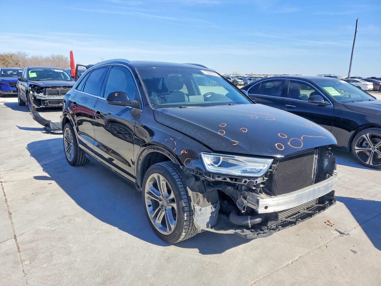 2016 AUDI Q3