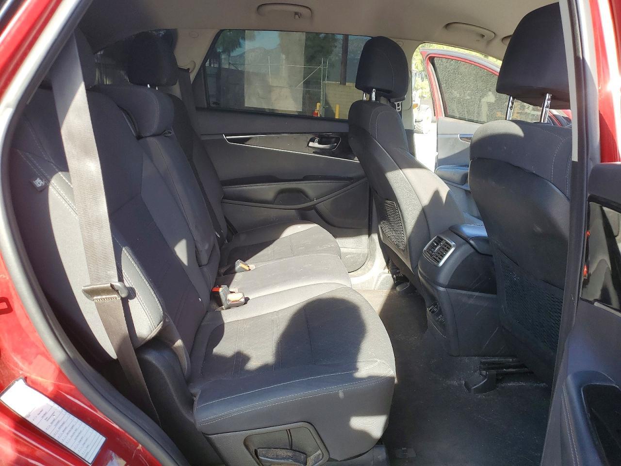2017 KIA SORENTO