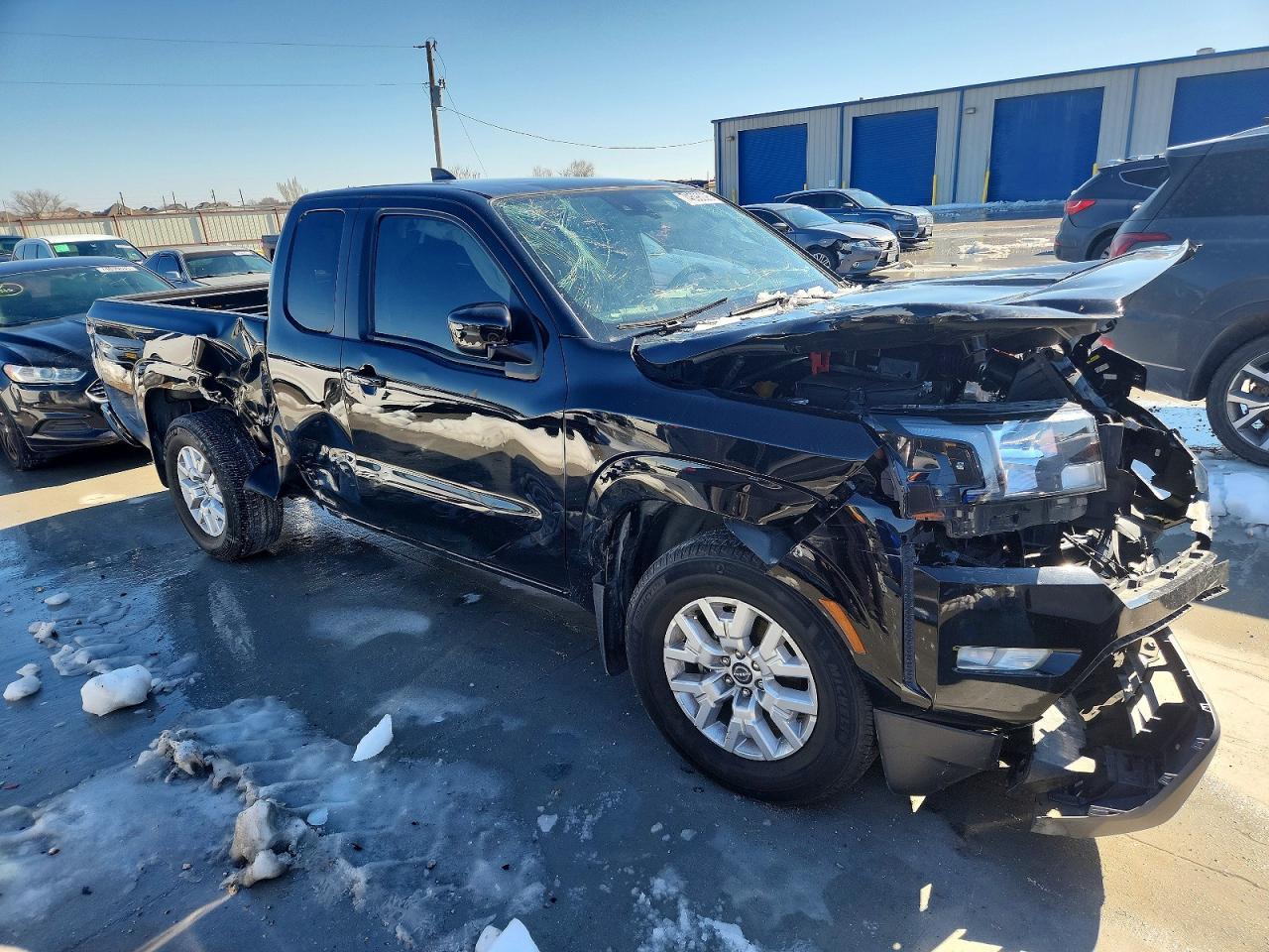 2023 NISSAN Frontier