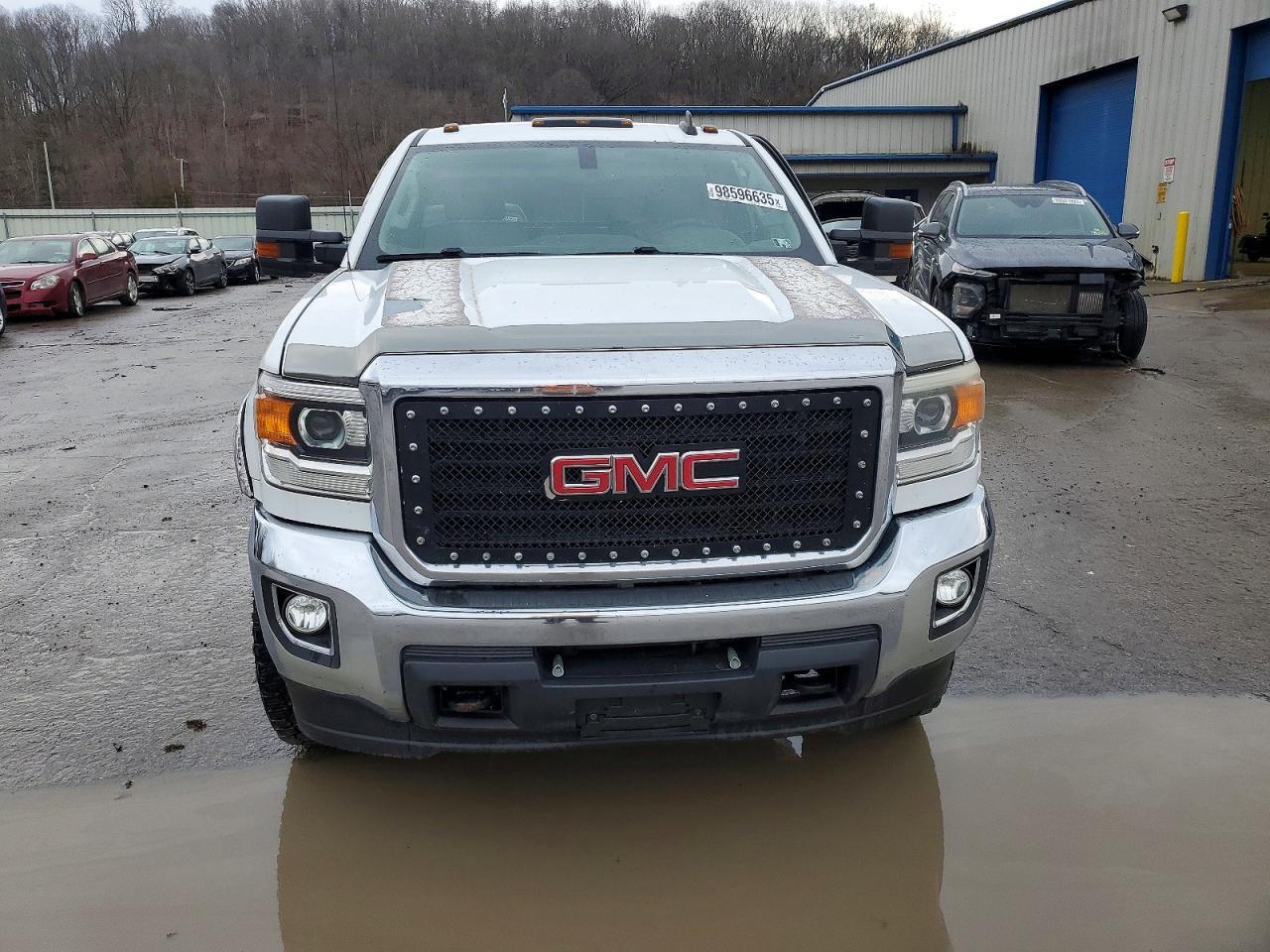 2015 GMC Sierra