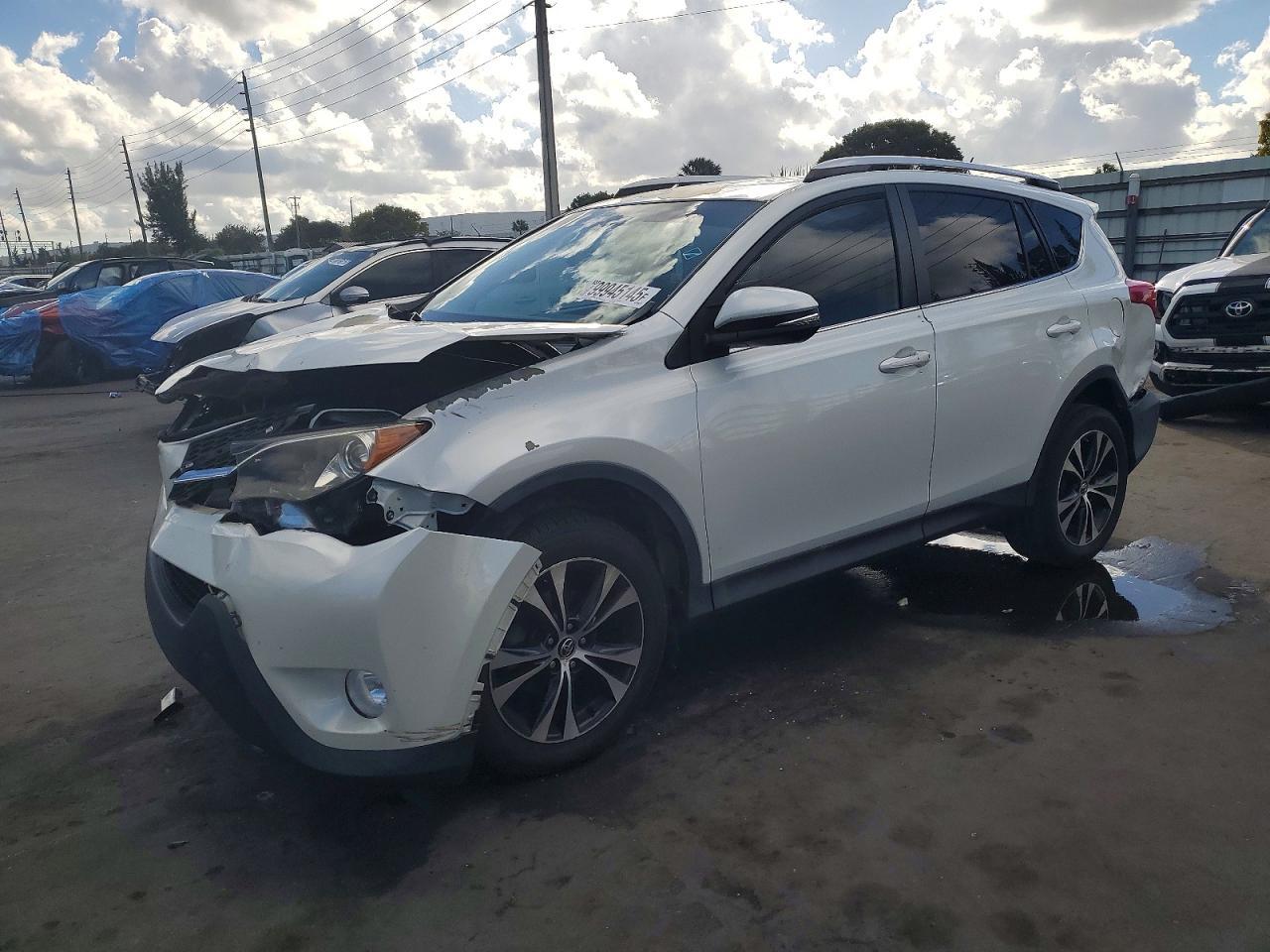2015 TOYOTA RAV4