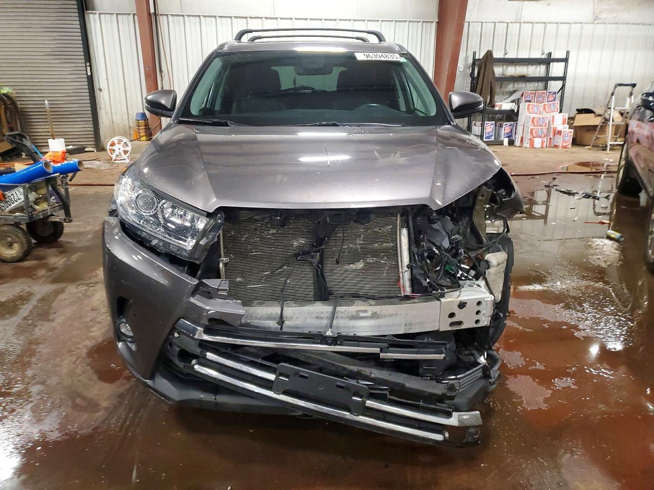 2019 TOYOTA HIGHLANDER