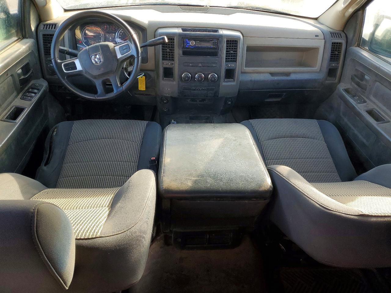 2011 DODGE Ram 2500