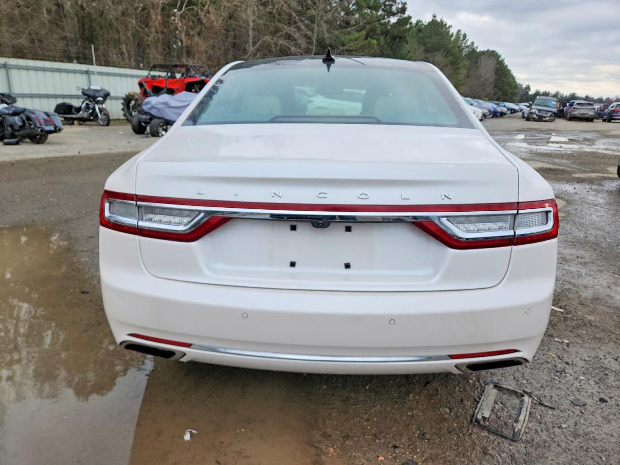 2018 LINCOLN Continental