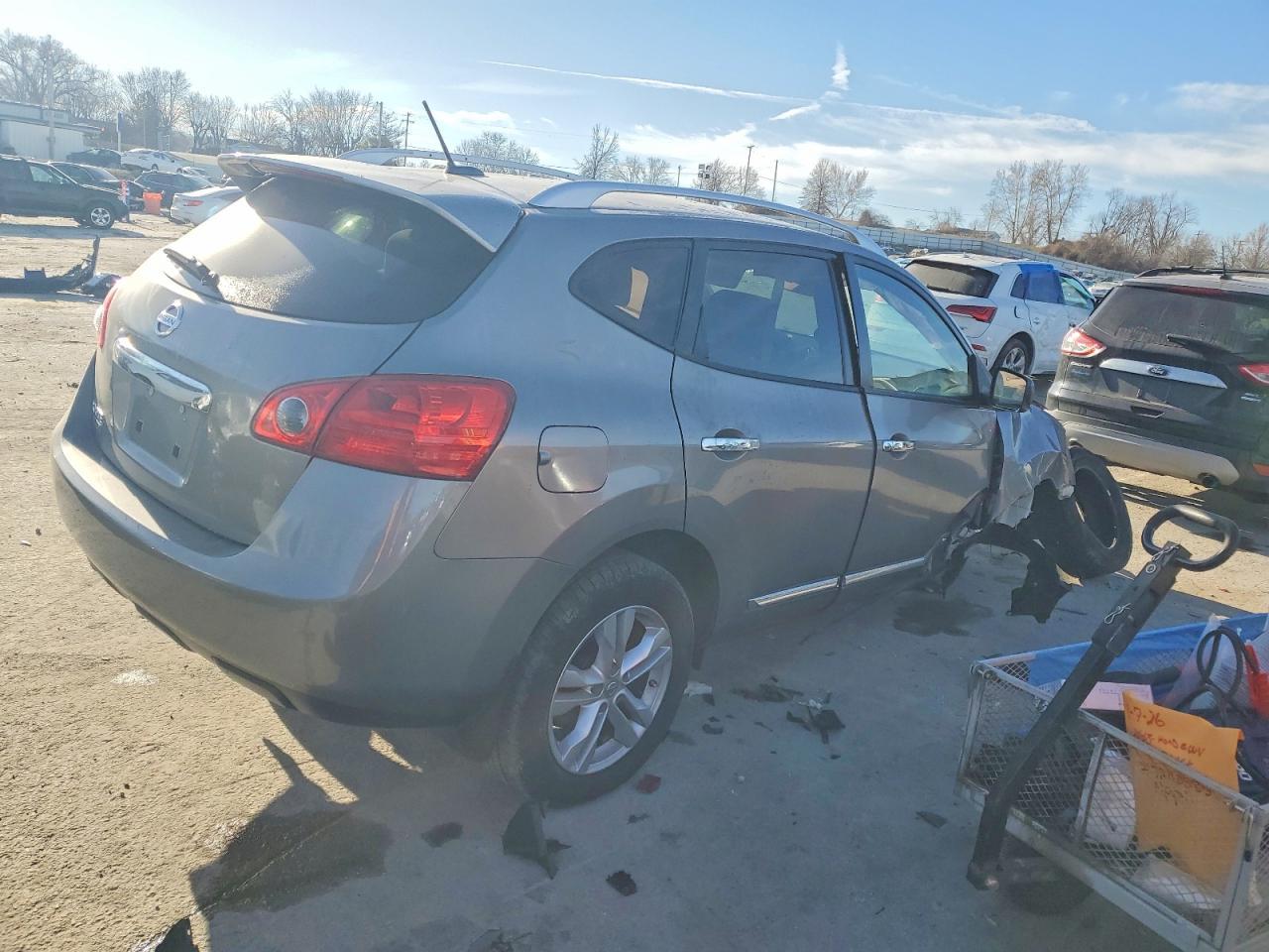 2015 NISSAN ROGUE