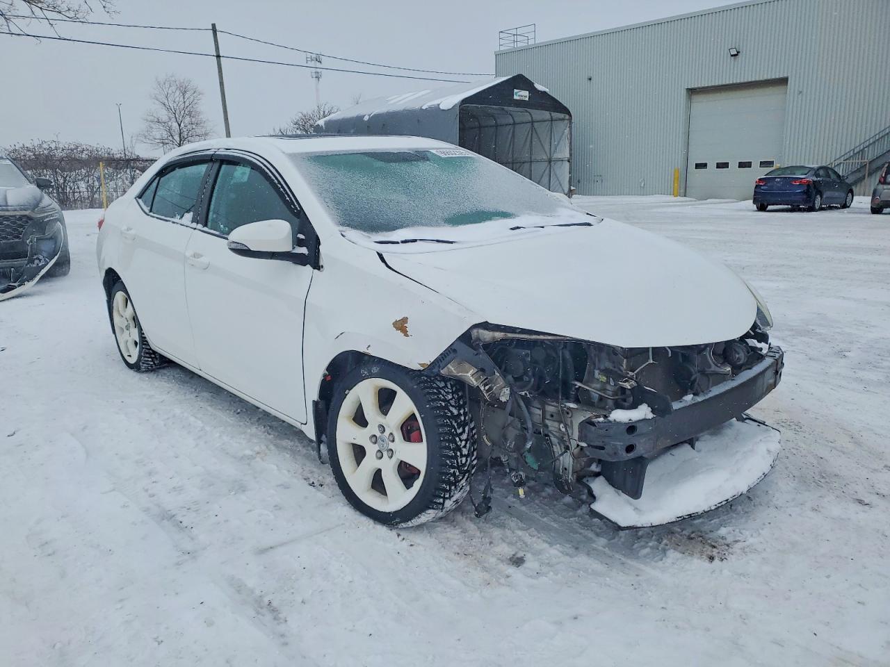 2015 TOYOTA COROLLA