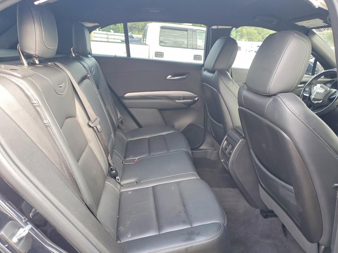 2023 CADILLAC XT4