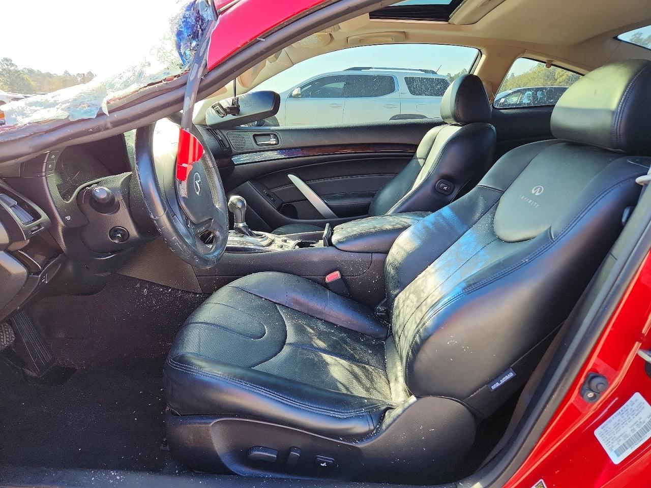 2013 INFINITI G37