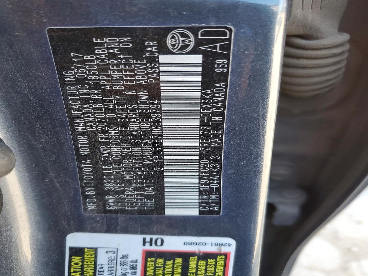 2017 TOYOTA COROLLA