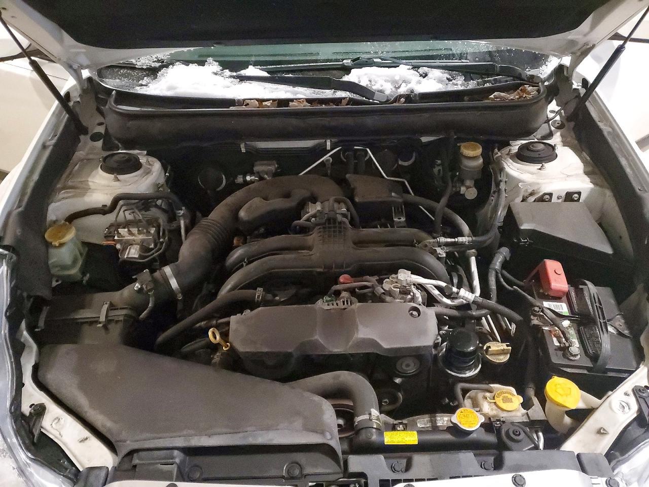2014 SUBARU Outback