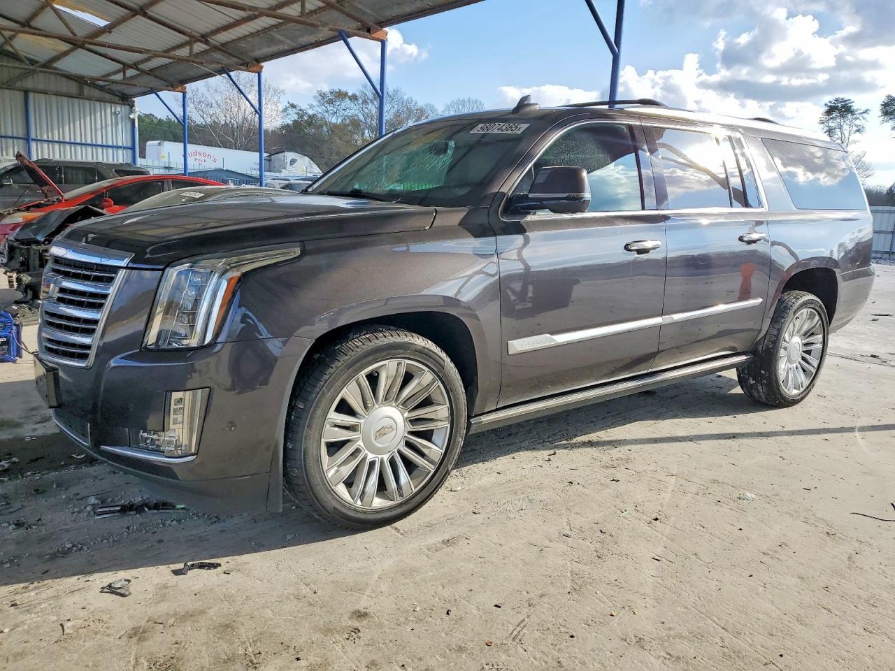 2017 CADILLAC Escalade ESV