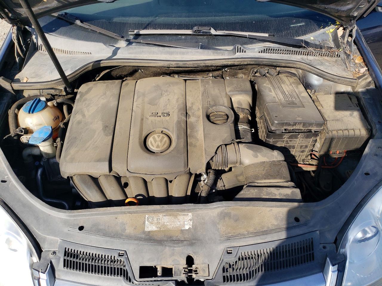 2010 VOLKSWAGEN JETTA