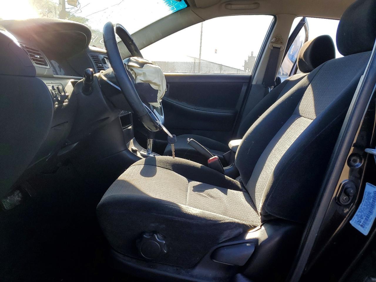 2004 TOYOTA COROLLA