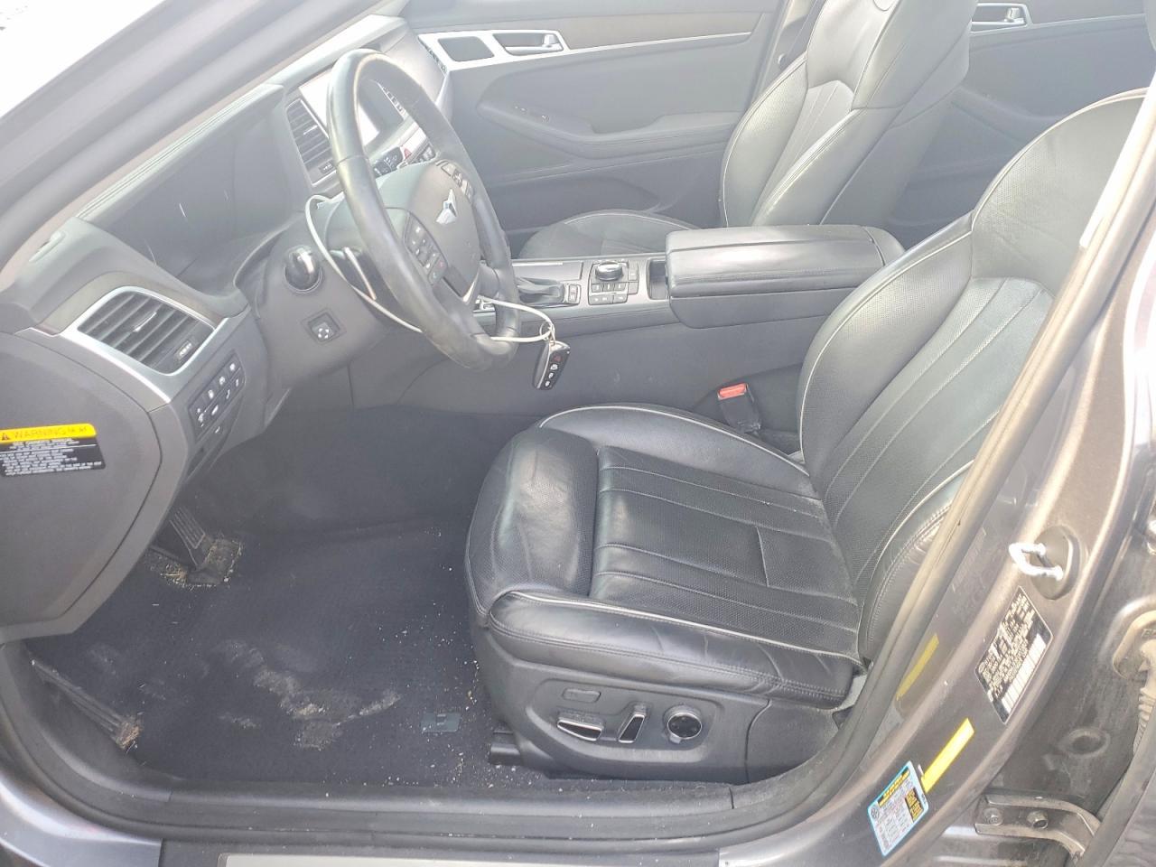 2015 HYUNDAI GENESIS