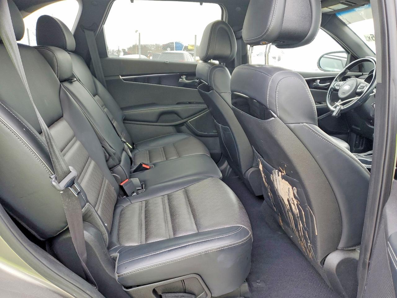 2016 KIA SORENTO