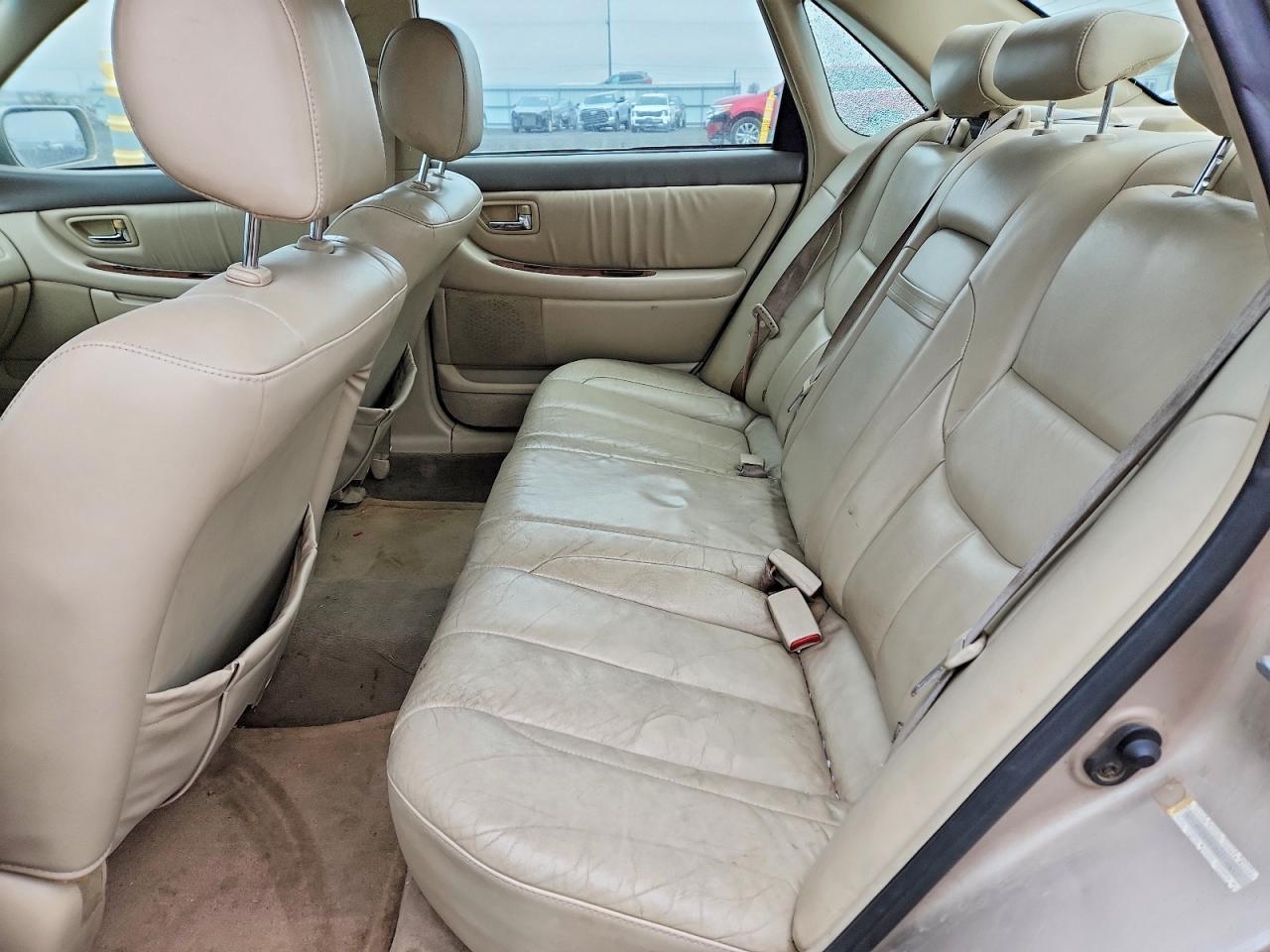 2003 TOYOTA Avalon