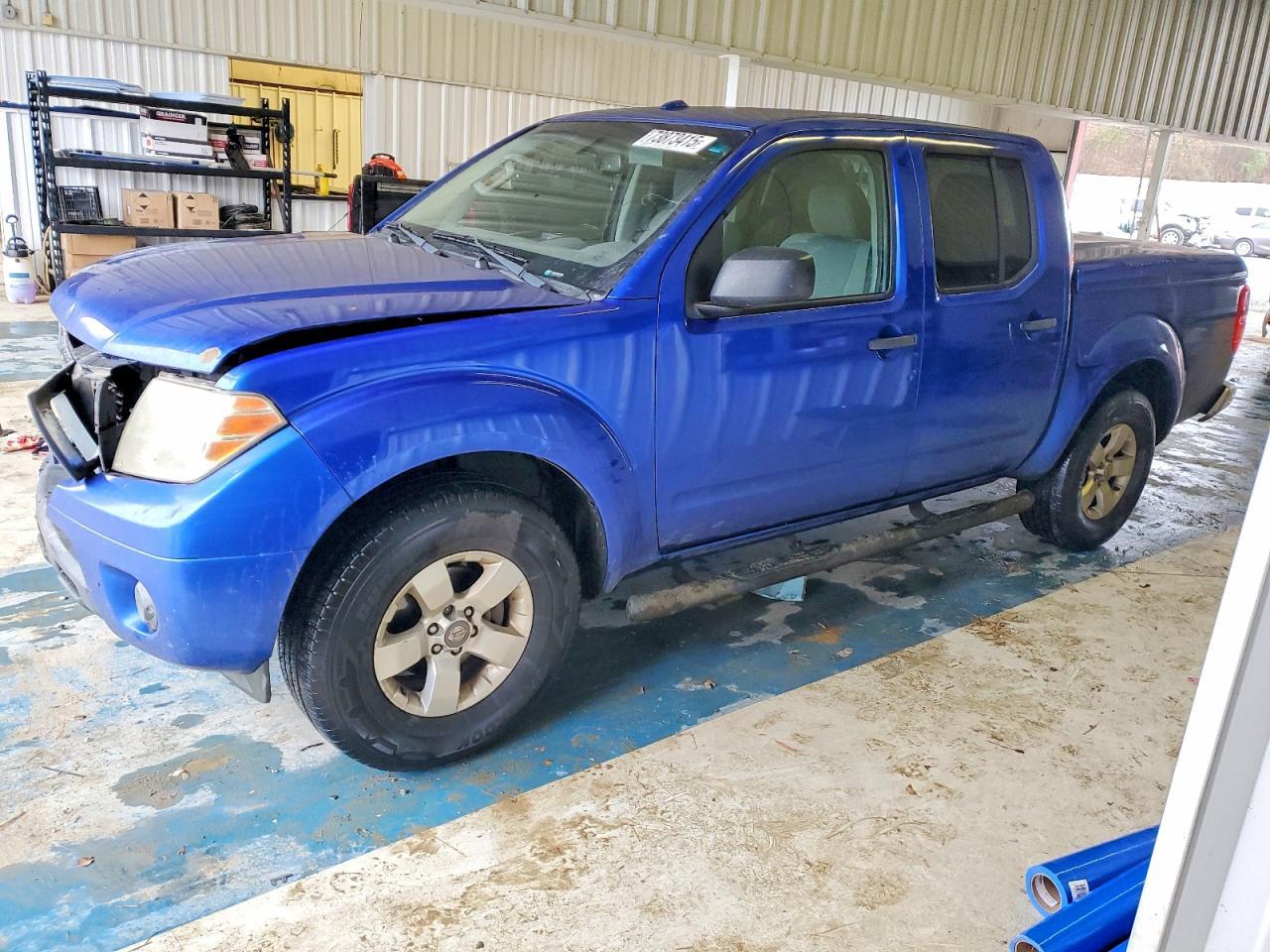 2012 NISSAN Frontier