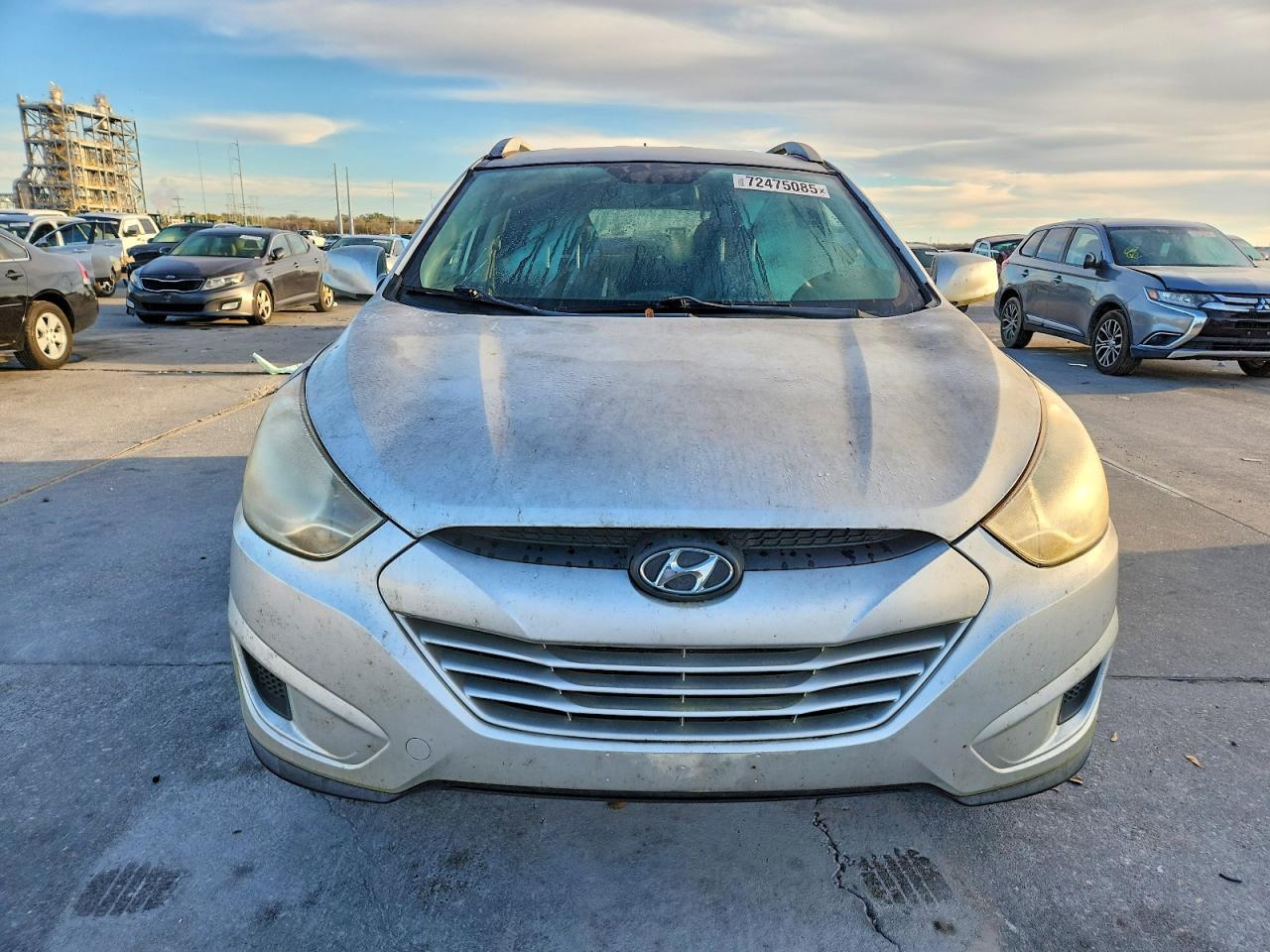 2010 HYUNDAI TUCSON