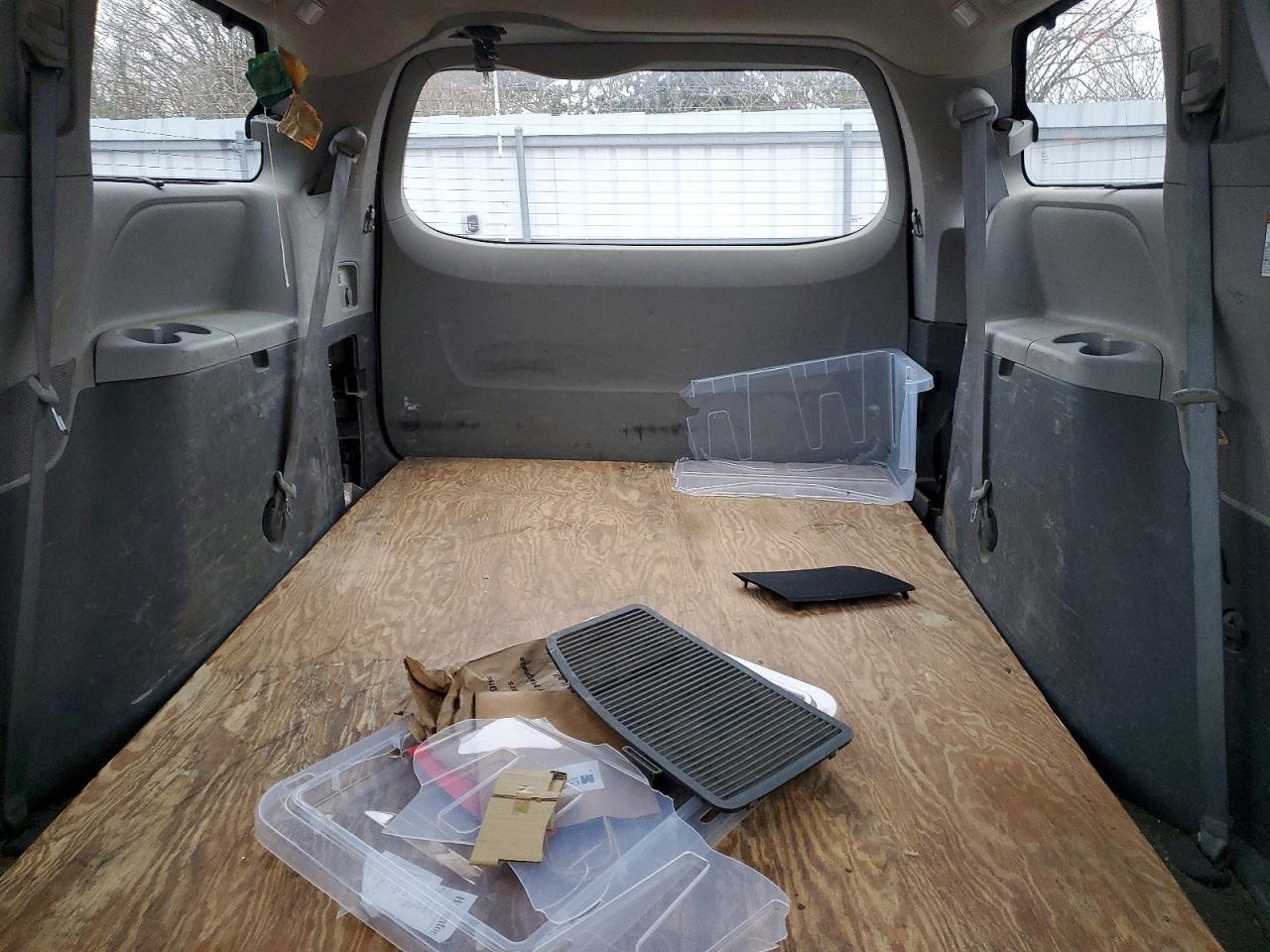 2015 TOYOTA SIENNA
