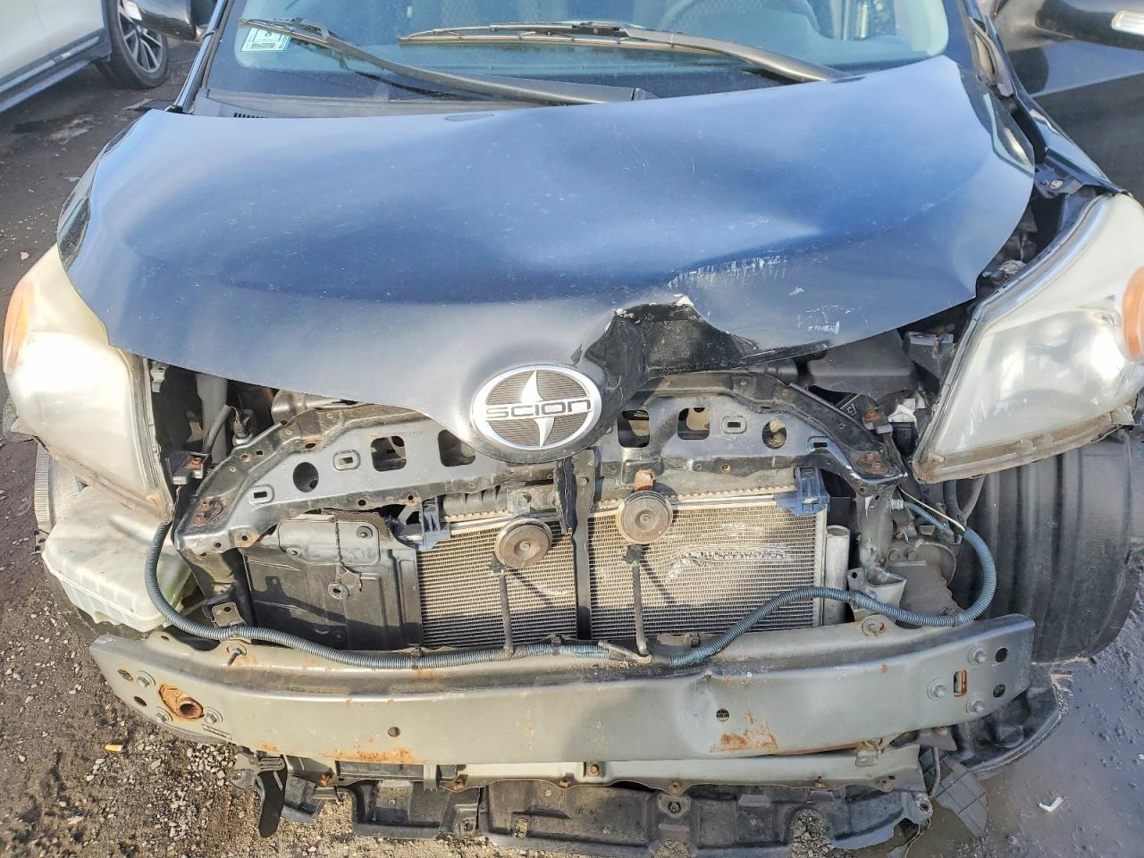 2012 TOYOTA SCION