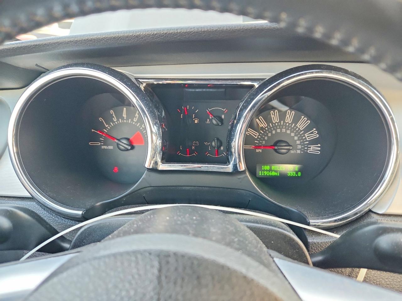 2005 FORD MUSTANG
