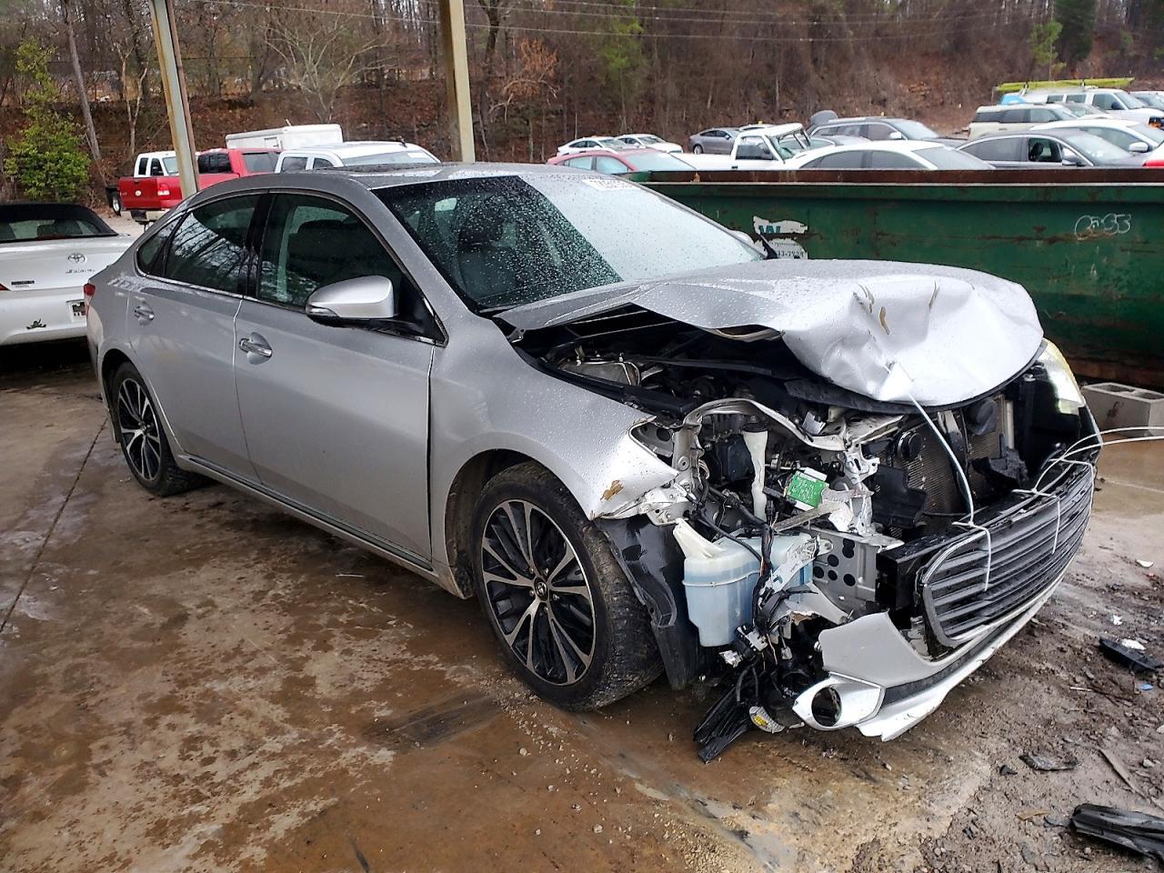 2014 TOYOTA Avalon