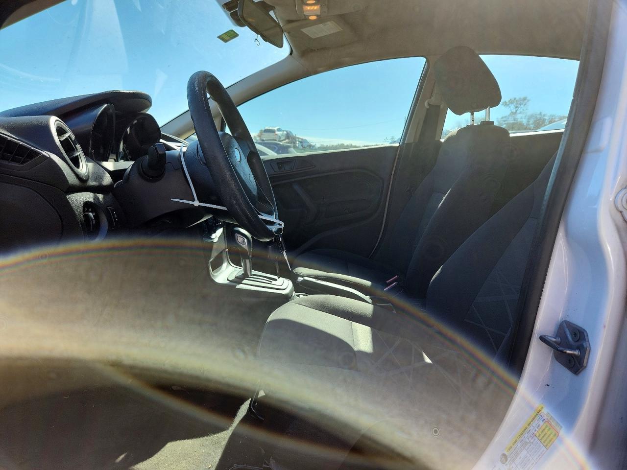 2014 FORD Fiesta