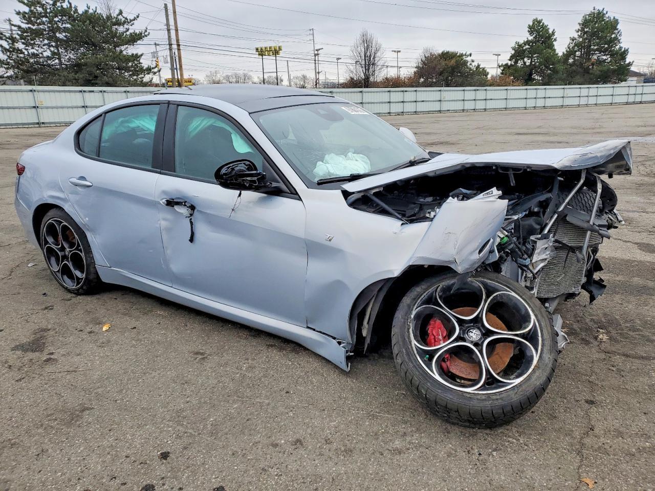 2022 ALFA ROMEO Giulia
