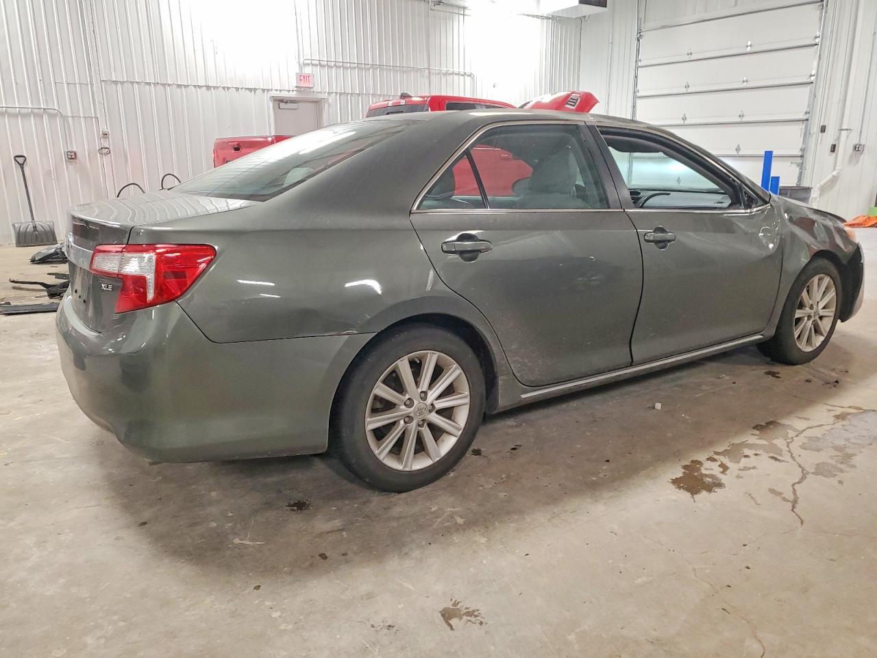 2013 TOYOTA CAMRY