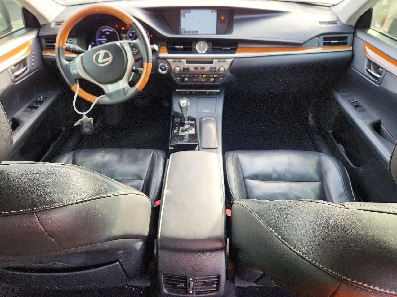 2015 LEXUS ES 300H