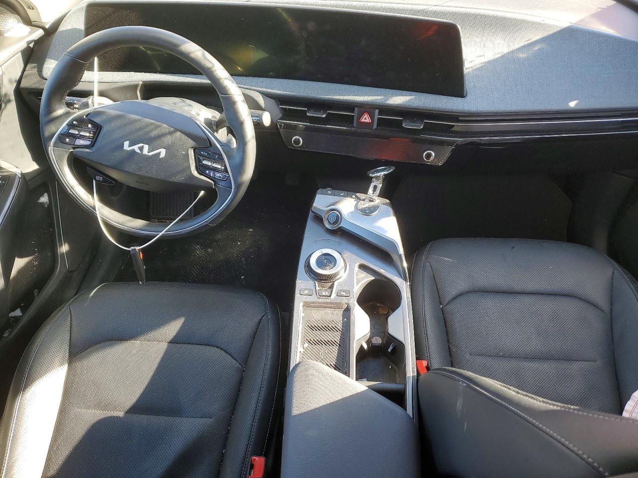 2024 KIA EV6