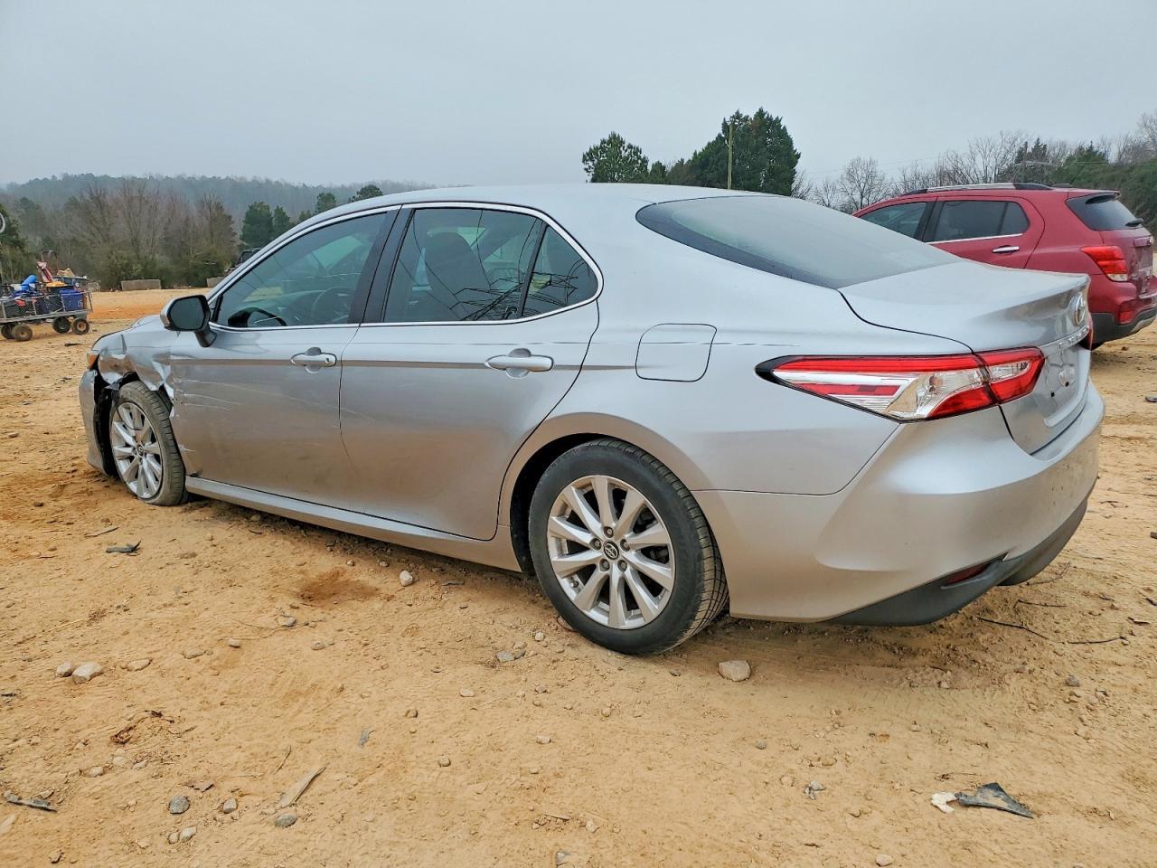 2018 TOYOTA CAMRY