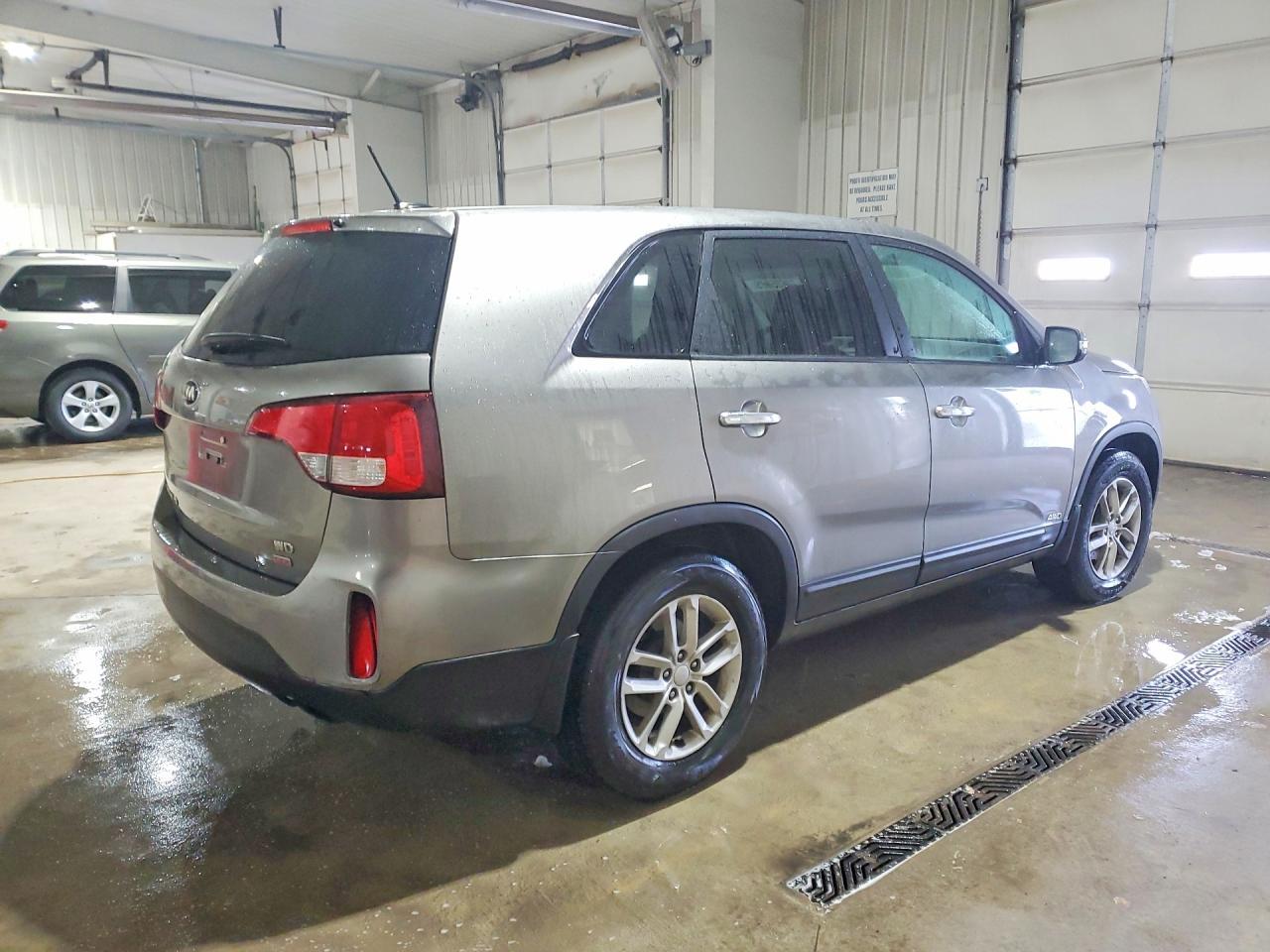 2014 KIA SORENTO
