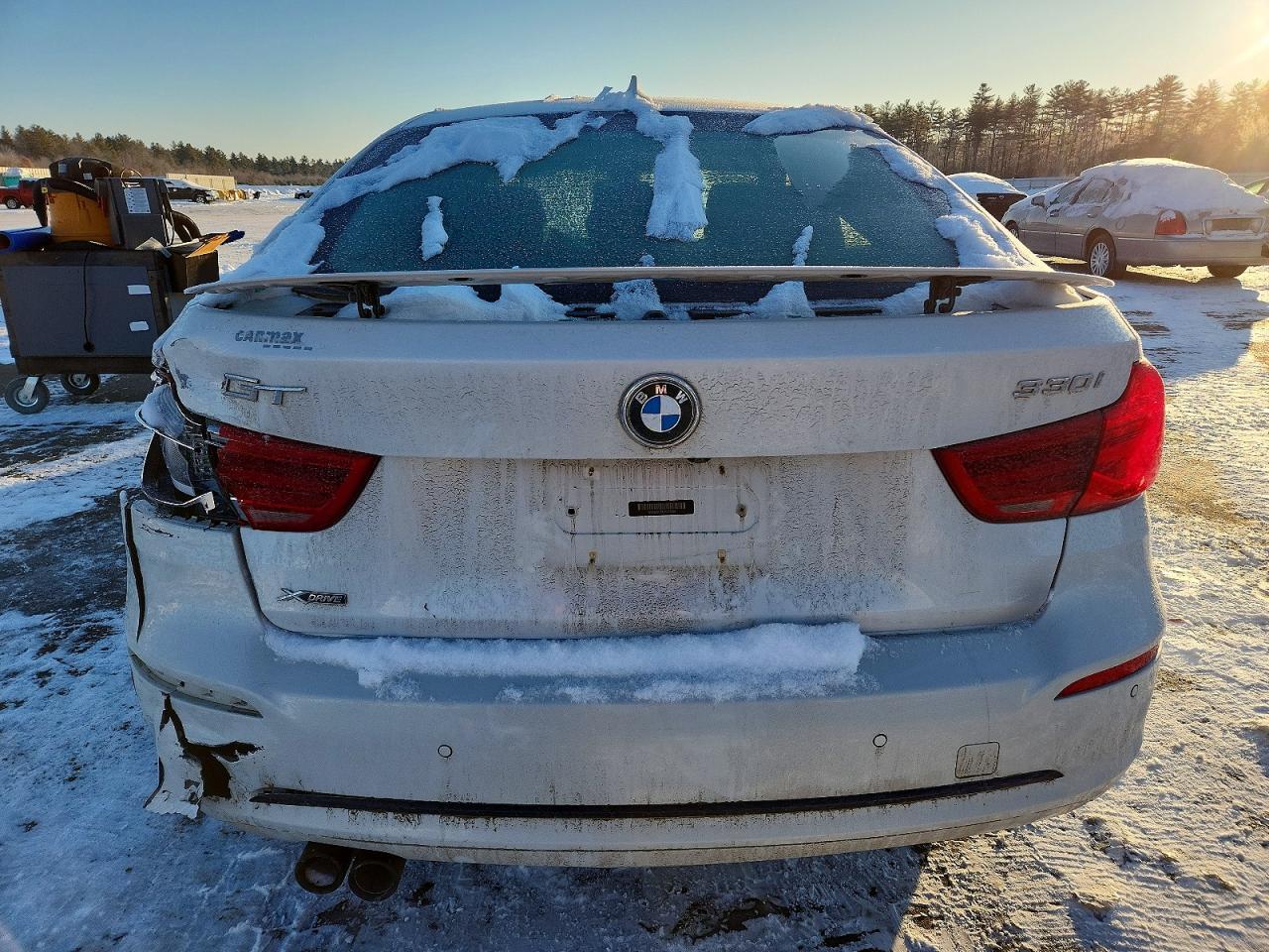 2018 BMW 3 SERIES
